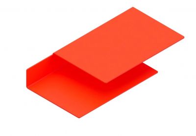 Helles, orangefarbenes Float Shelf Wandregal von New Tendency, modernes Design für die Wandmontage.